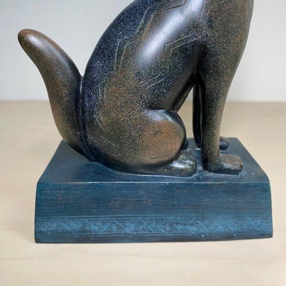 Southwestern/Native American Wolf Sculpture - Vintage - Picture 4 of 12